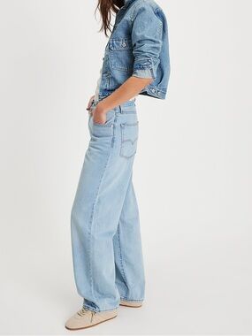 Levi’s Baggy Dad Jean